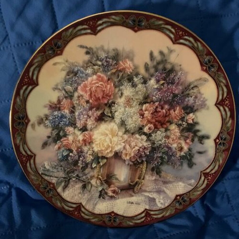 Lora Liu Flower Fairies Collector Plate *Magic Makers*